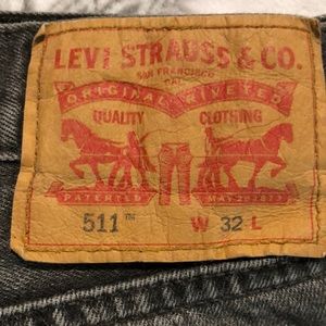 Levi’s 511 blk denim shorts 32 Mens